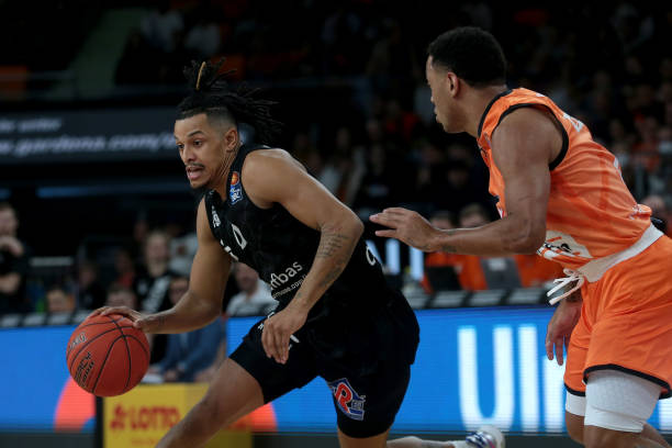 主攻手的连 主攻手的连